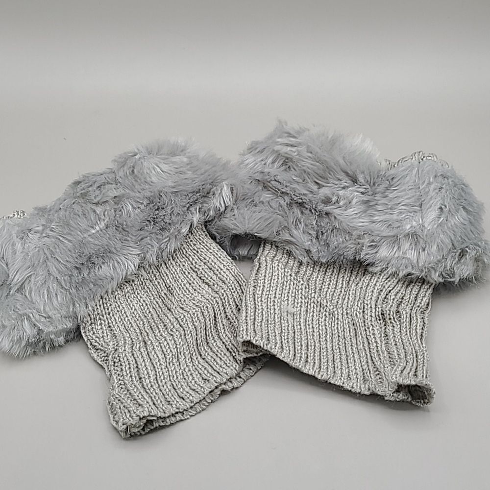 Gray Faux Fur Boot Cuffs , NWOT - Picture 3 of 5